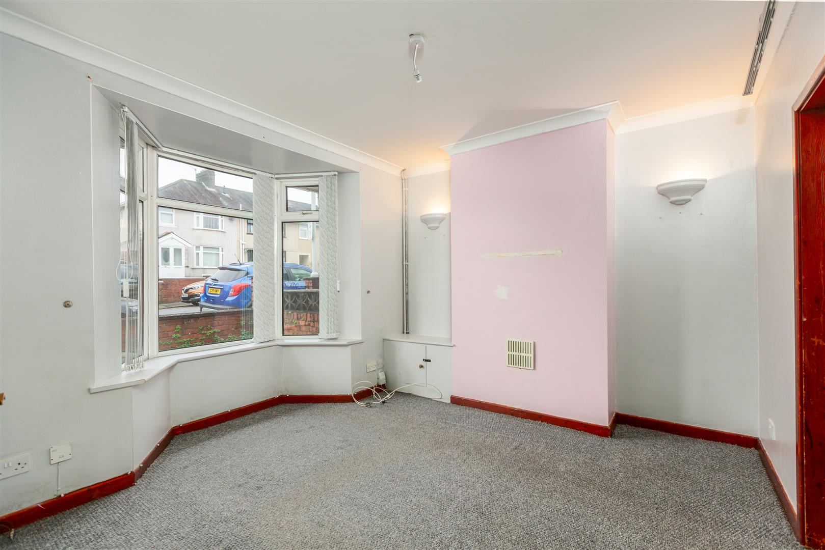 Manselton Road, Manselton, Swansea, SA5 8PN